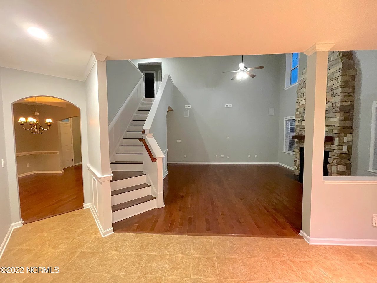 102 Lumis Ct