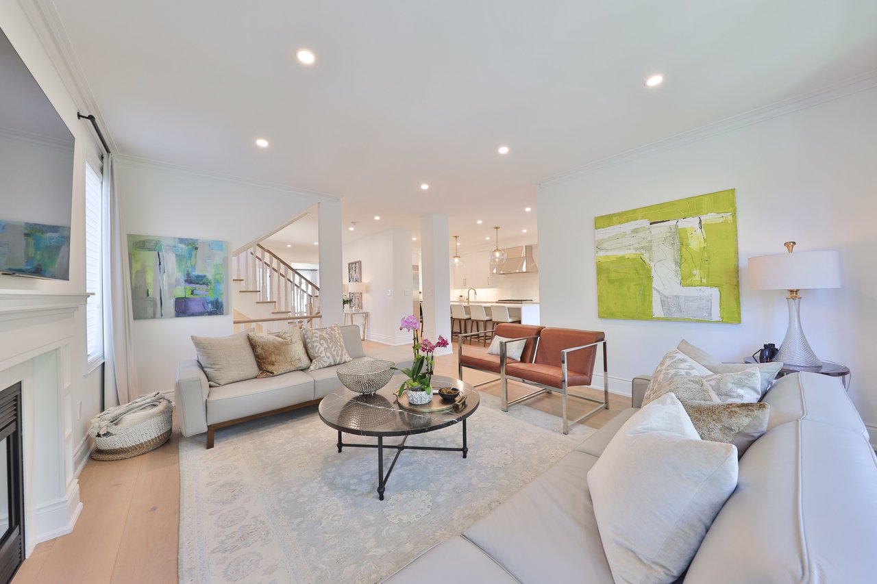 30-2400 Neyagawa Boulevard, Oakville