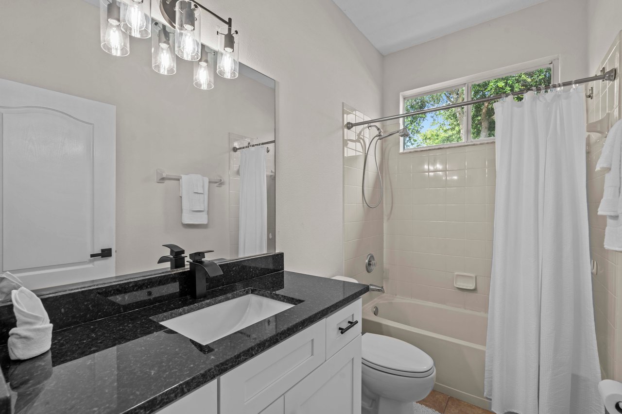 11611 Jordans Landing Ct