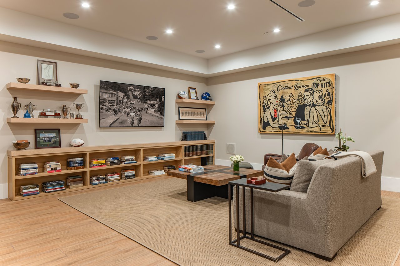 4533 Gentry Ave, Studio City