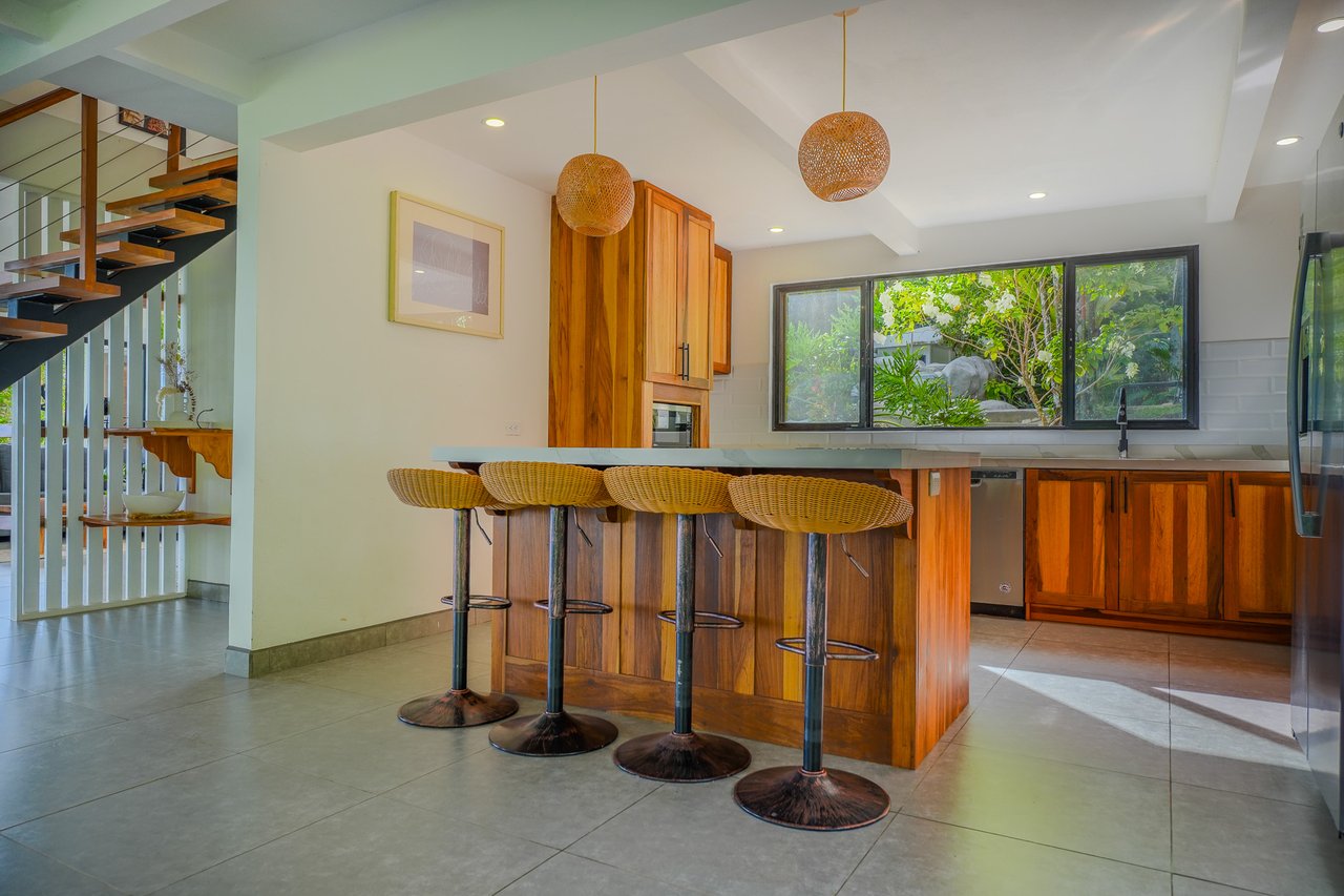 Casa La Roca, Whale's Tail 3 Bedroom Home In Uvita!