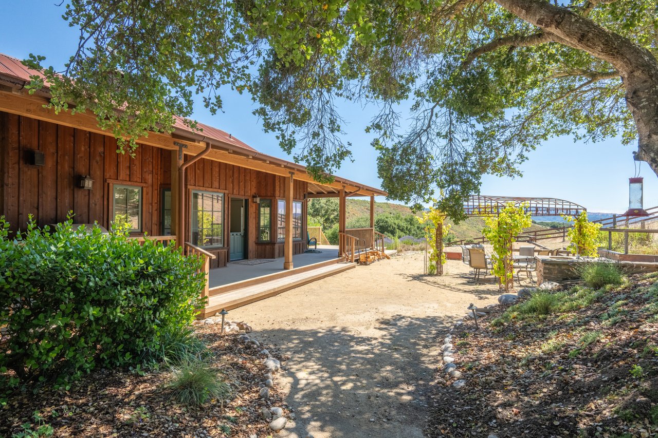 Secluded Quintana Ranch Retreat