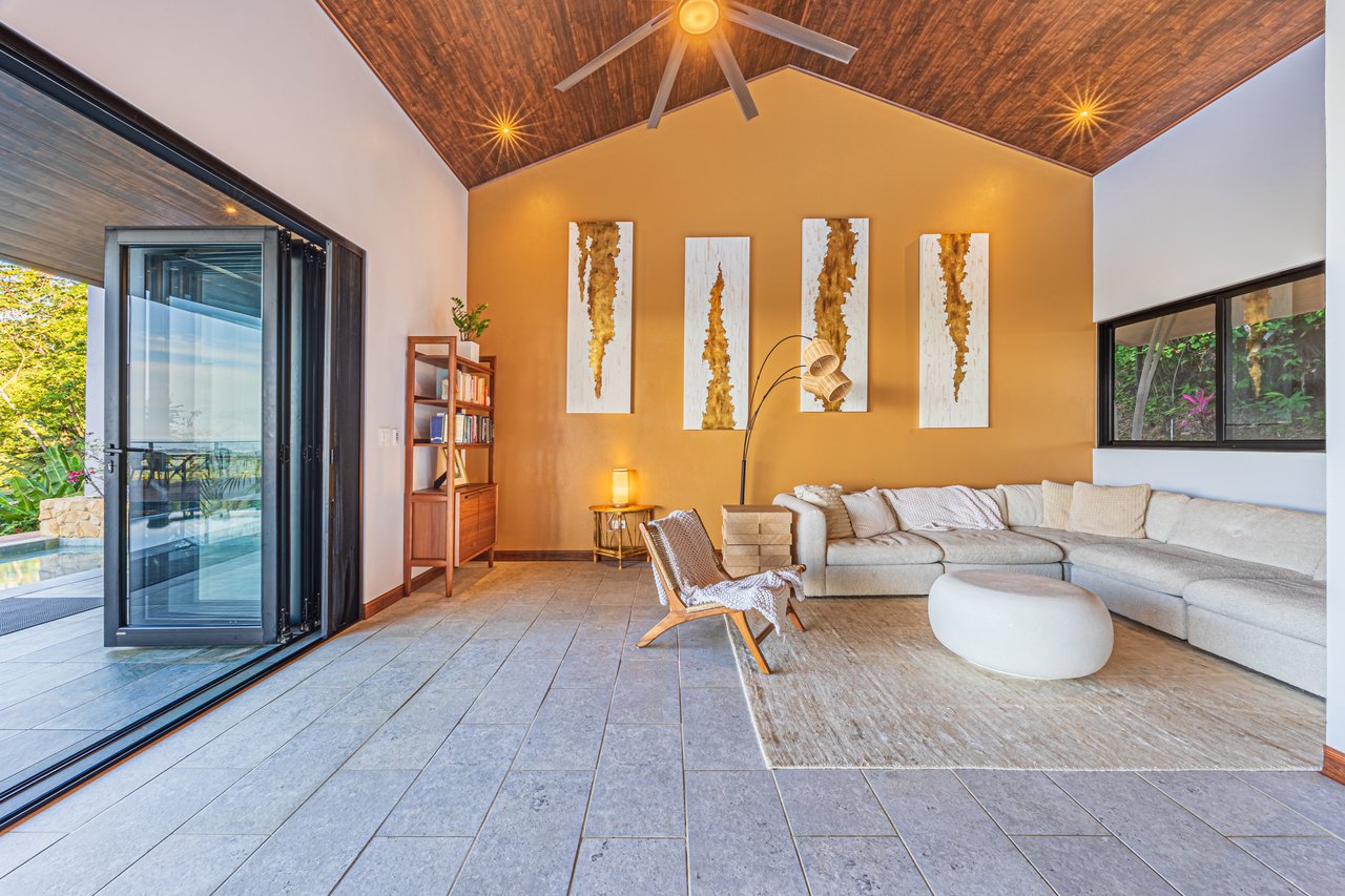 Beautiful Ocean View Casa Espiritu de la Jungla in Ojochal.  Accepting Bitcoin!