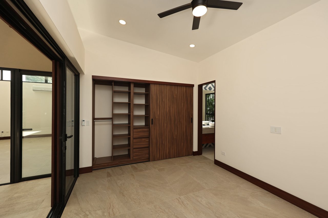 Modern luxury home for sale in Pacífico, Playas del Coco – Private pool, beach club and resort amenities