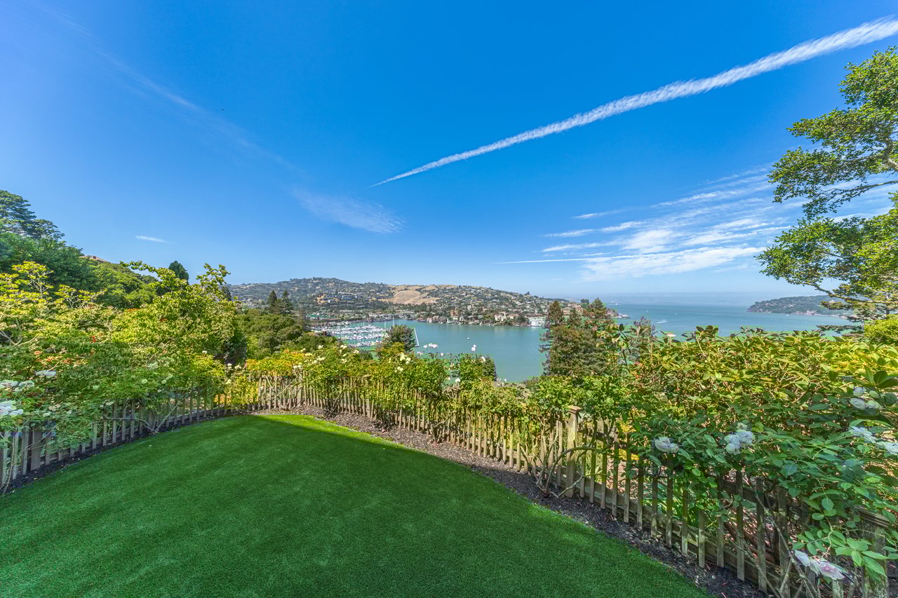 Iconic Belvedere View Estate