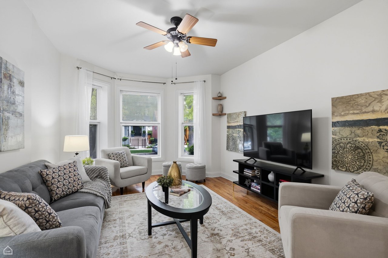 Roscoe Village 3 Bedroom Rowhouse 