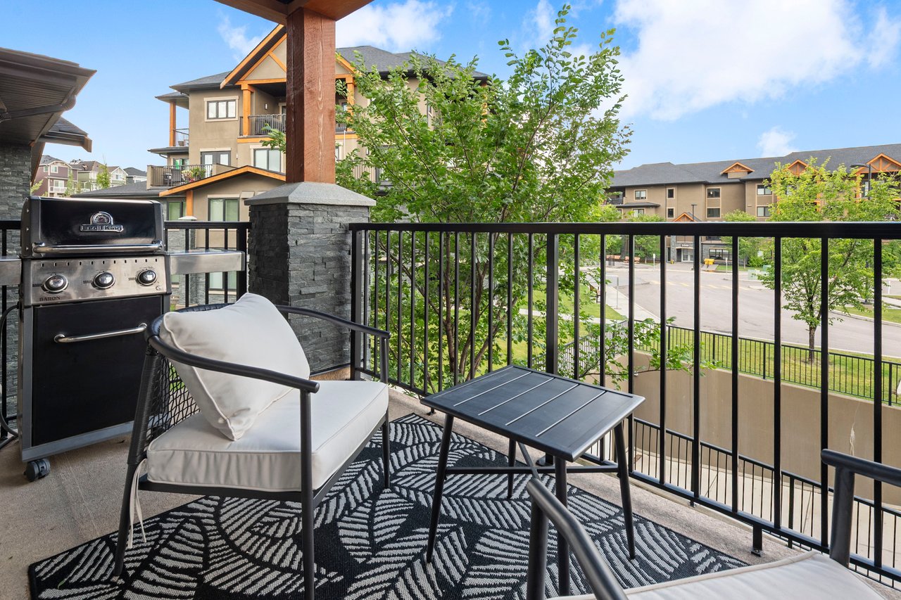 402 Kincora Glen Road NW Unit: 2207