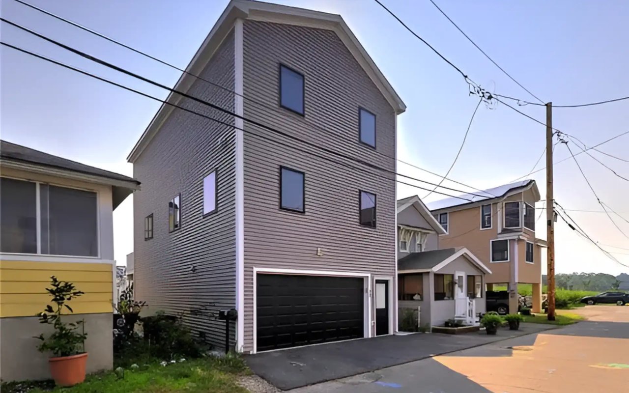 14 Chetwood Street, Milford, CT 06460