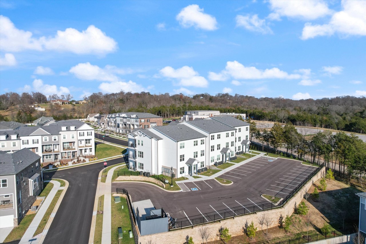 /southpoint-flats-modern-condos-brentwood-tn