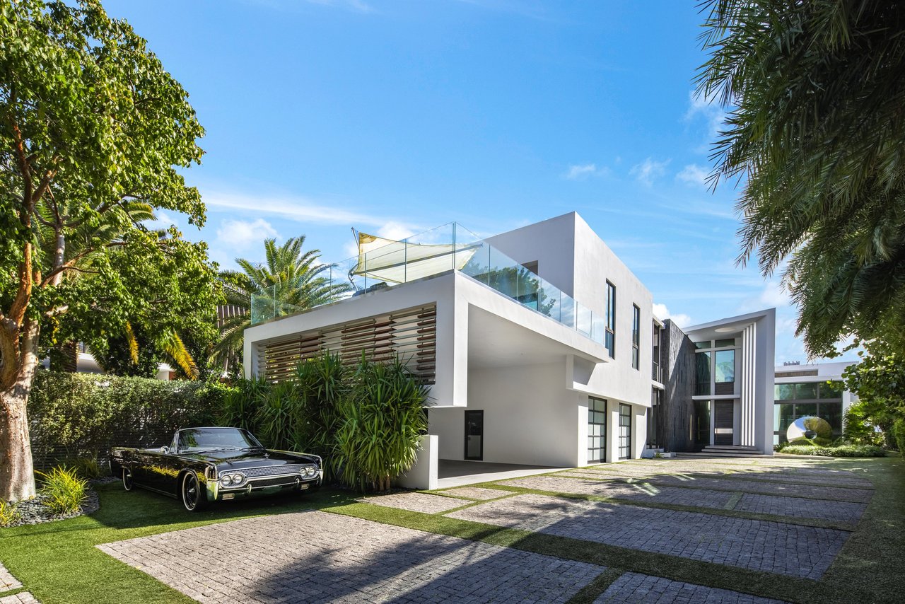 January 2025 | NBA Star Hassan Whiteside Puts His Waterfront Miami Beach Mansion on the Market for $19.5 Million”