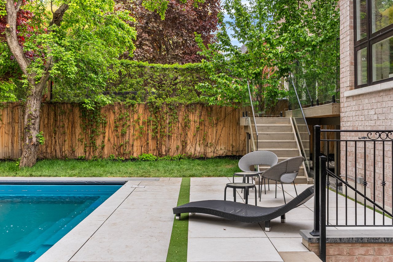 148 Munro Boulevard