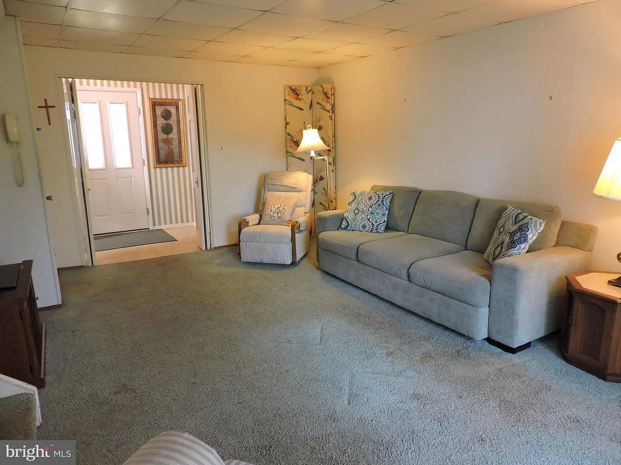 367 Regina Ave