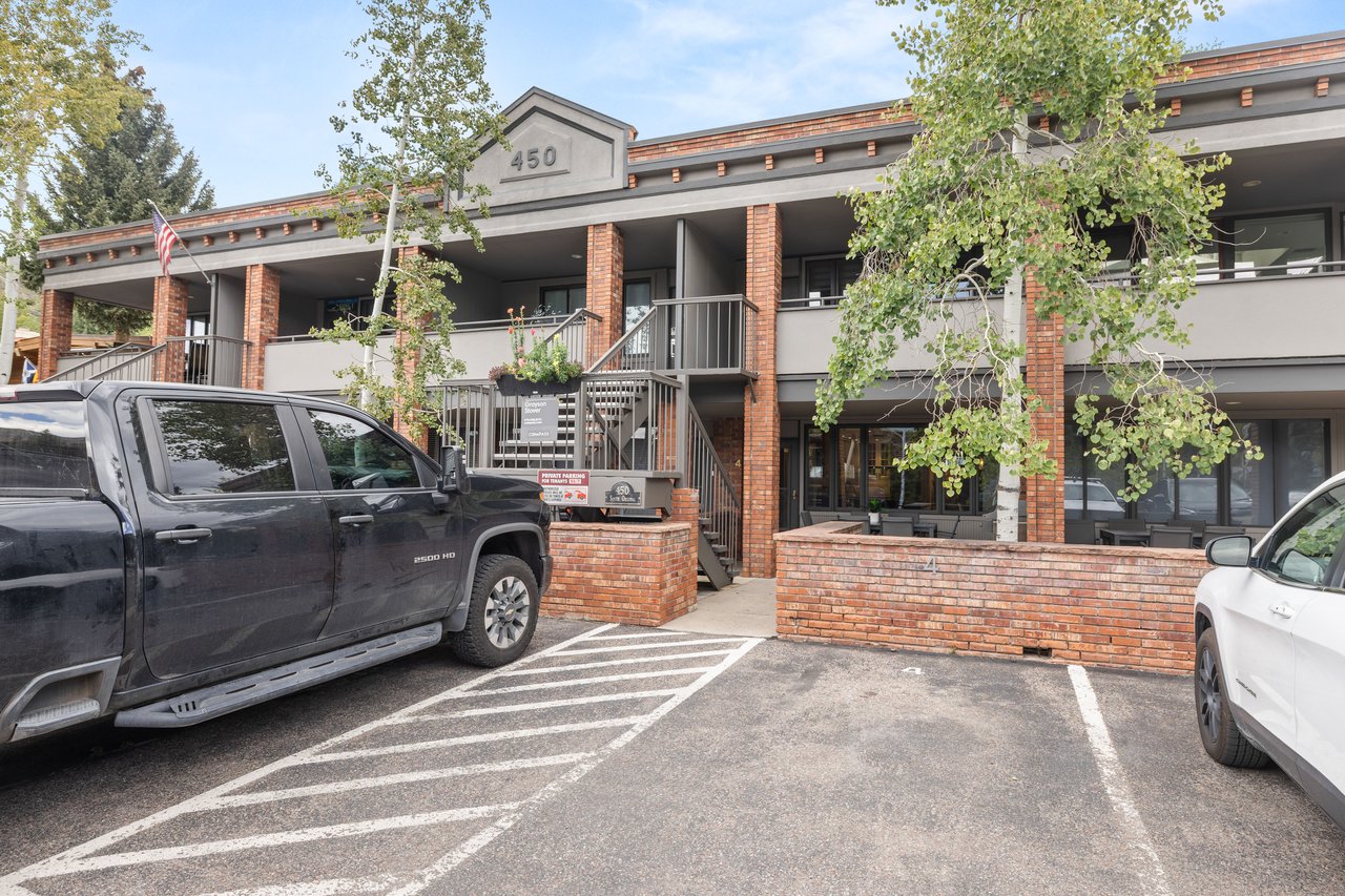 Beautifully Renovated in the Core of Aspen