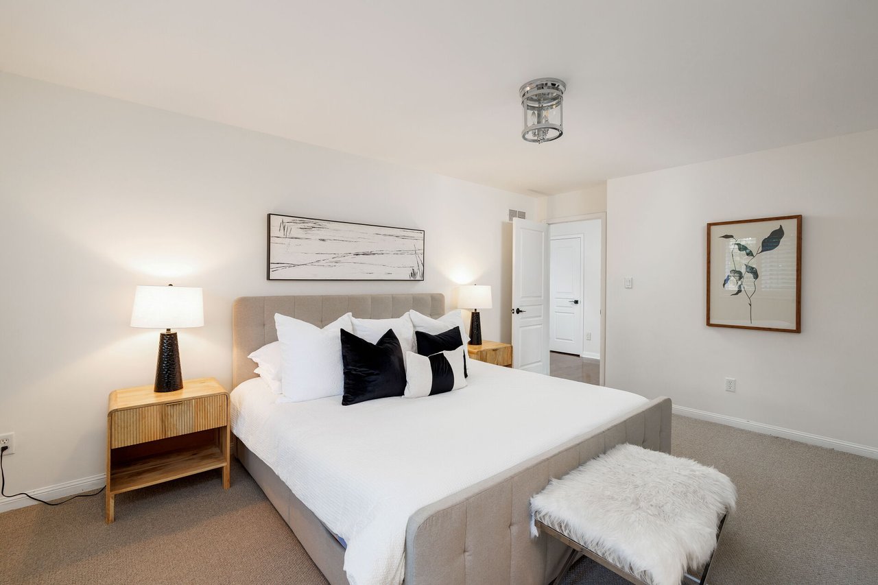 2202 Brookhaven Crescent