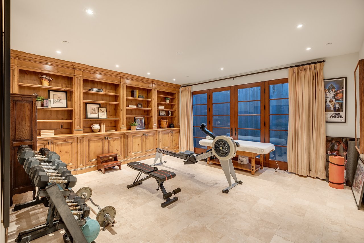 22100 Mount Eden Road