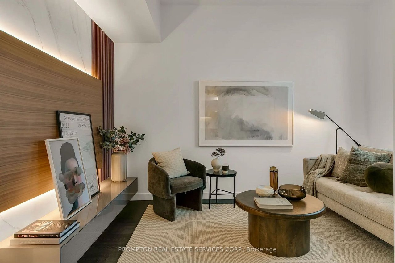 TWO-STOREY DREAM PENTHOUSE IN TORONTO