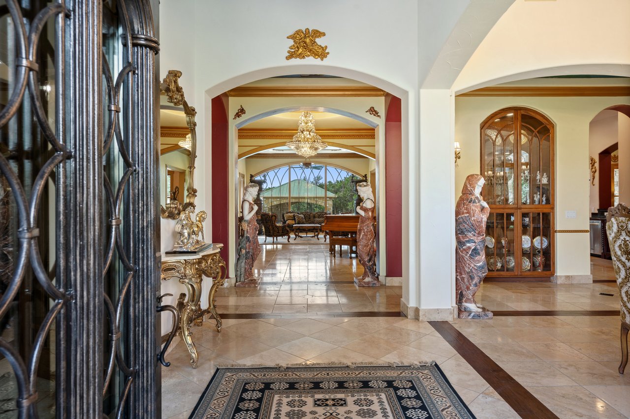 A Rare West Austin Estate on 32 Unrestricted Acres
