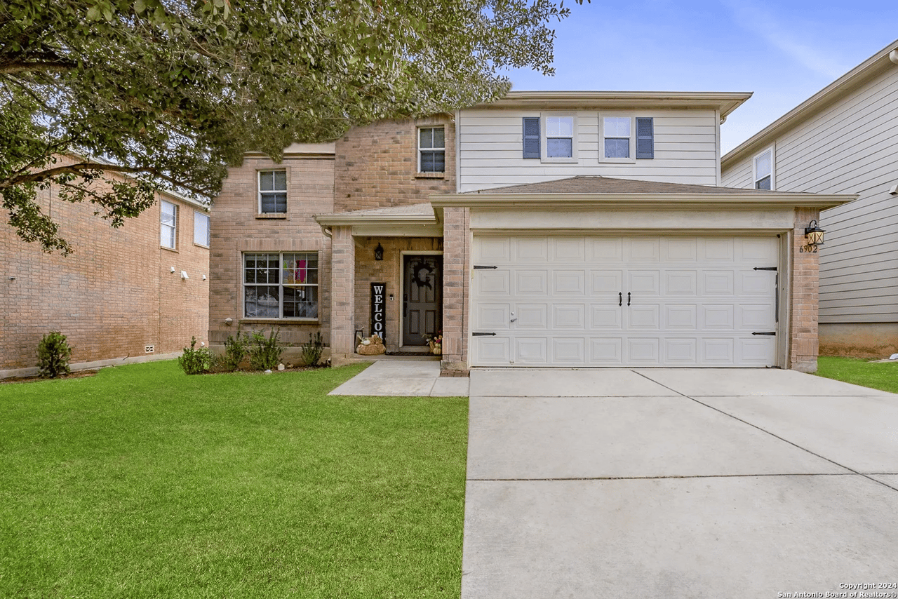 6902 Elmwood Crst