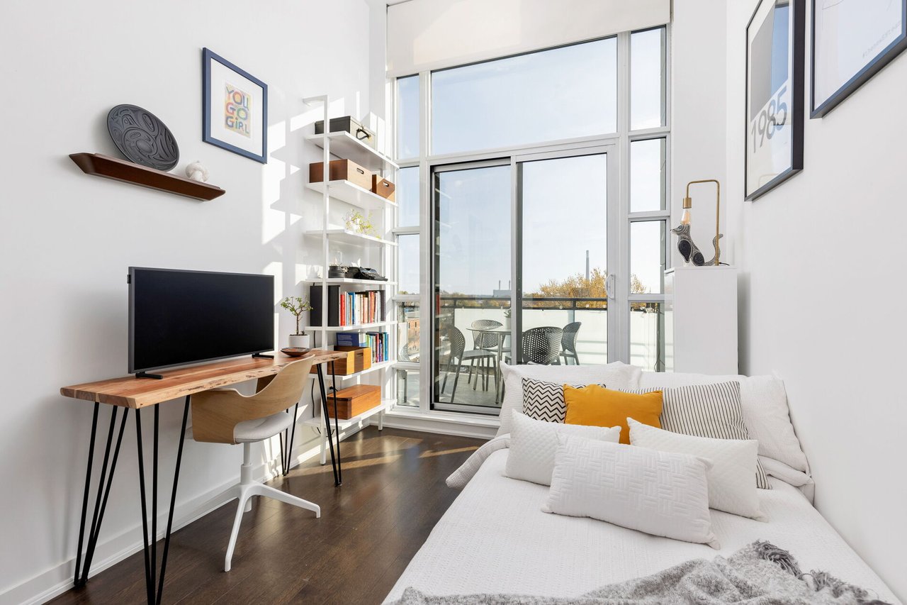 Leslieville Loft Penthouse with Stellar Sunsets