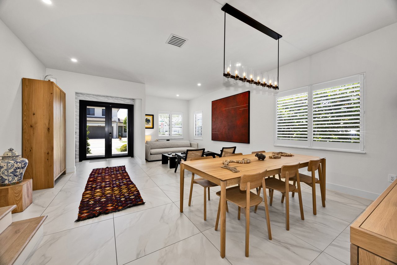 Modern Luxury Living Near Pinecrest
