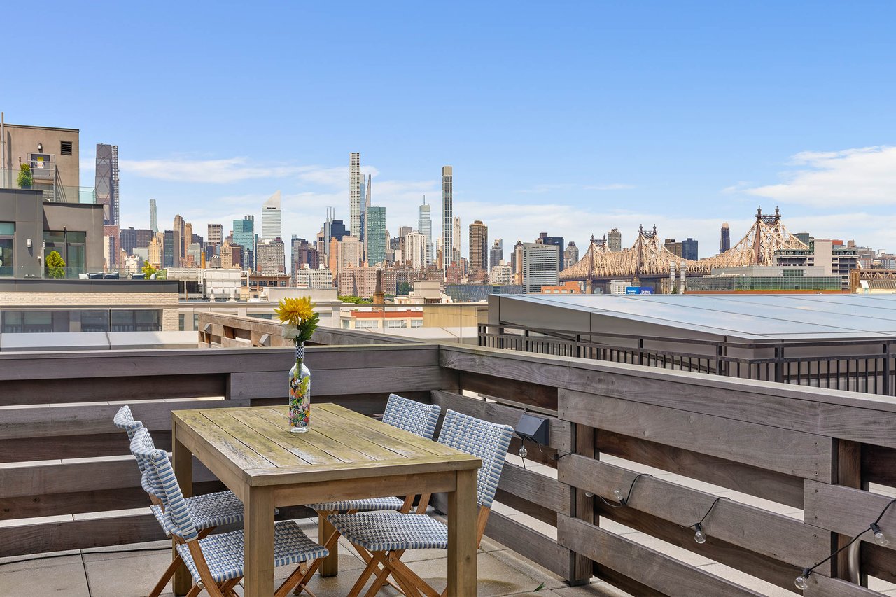 3 Court Square, Unit 533