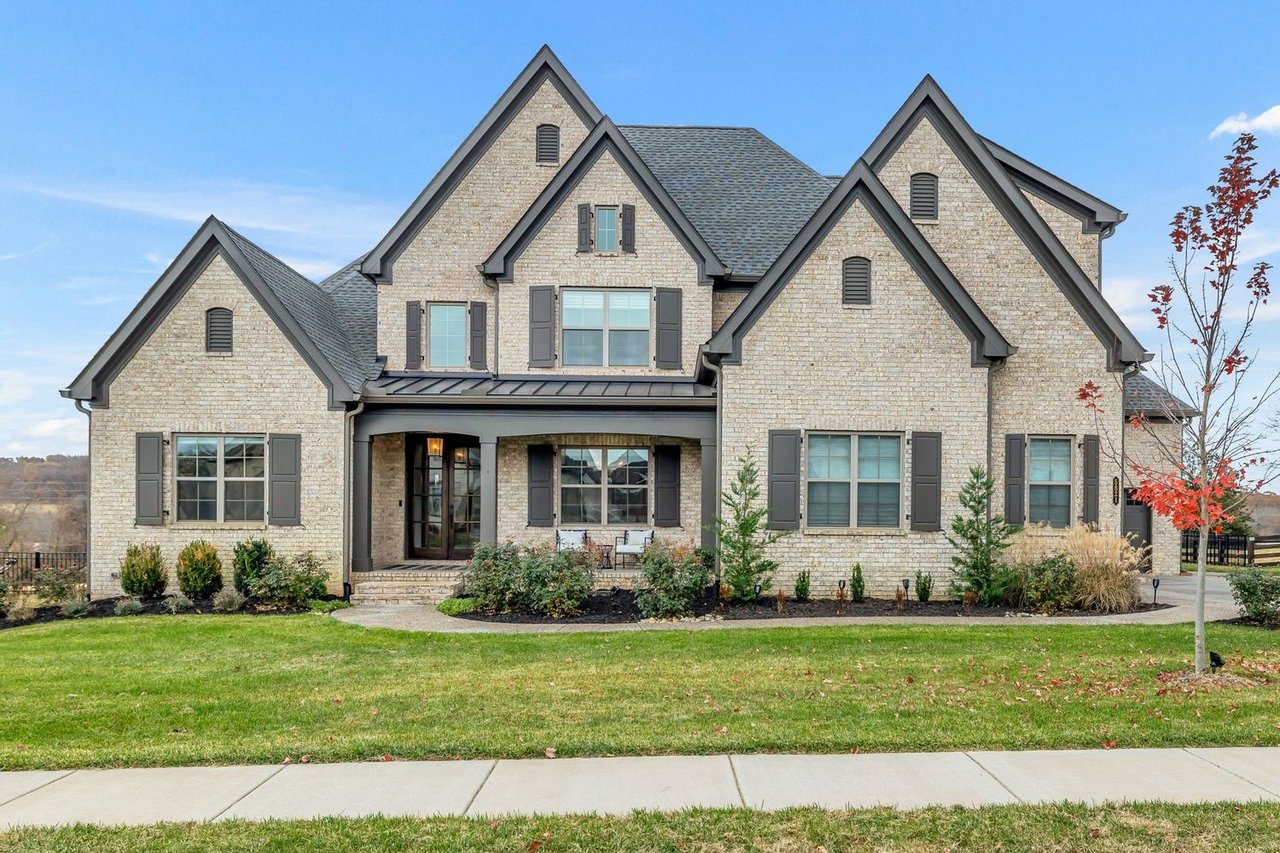 5821 Wagonvale Dr