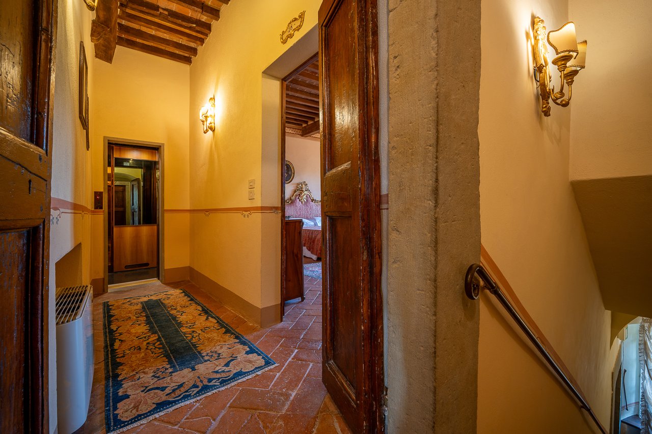 VILLA MECENATE