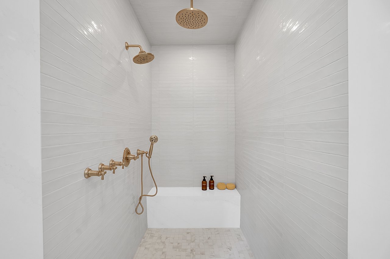 53B Puccini Drive, Richmond Hill Ontario