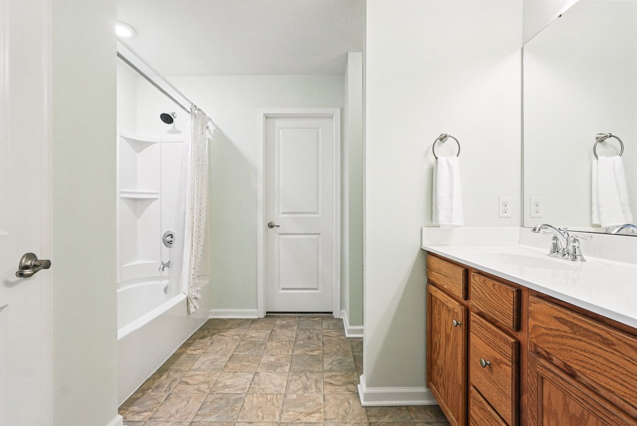 407 Isabella Ct