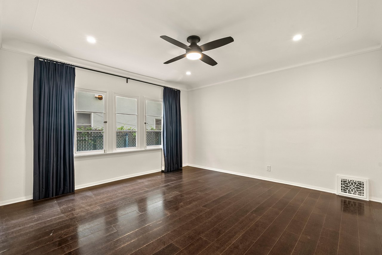 104 N Harper Ave, Beverly Grove