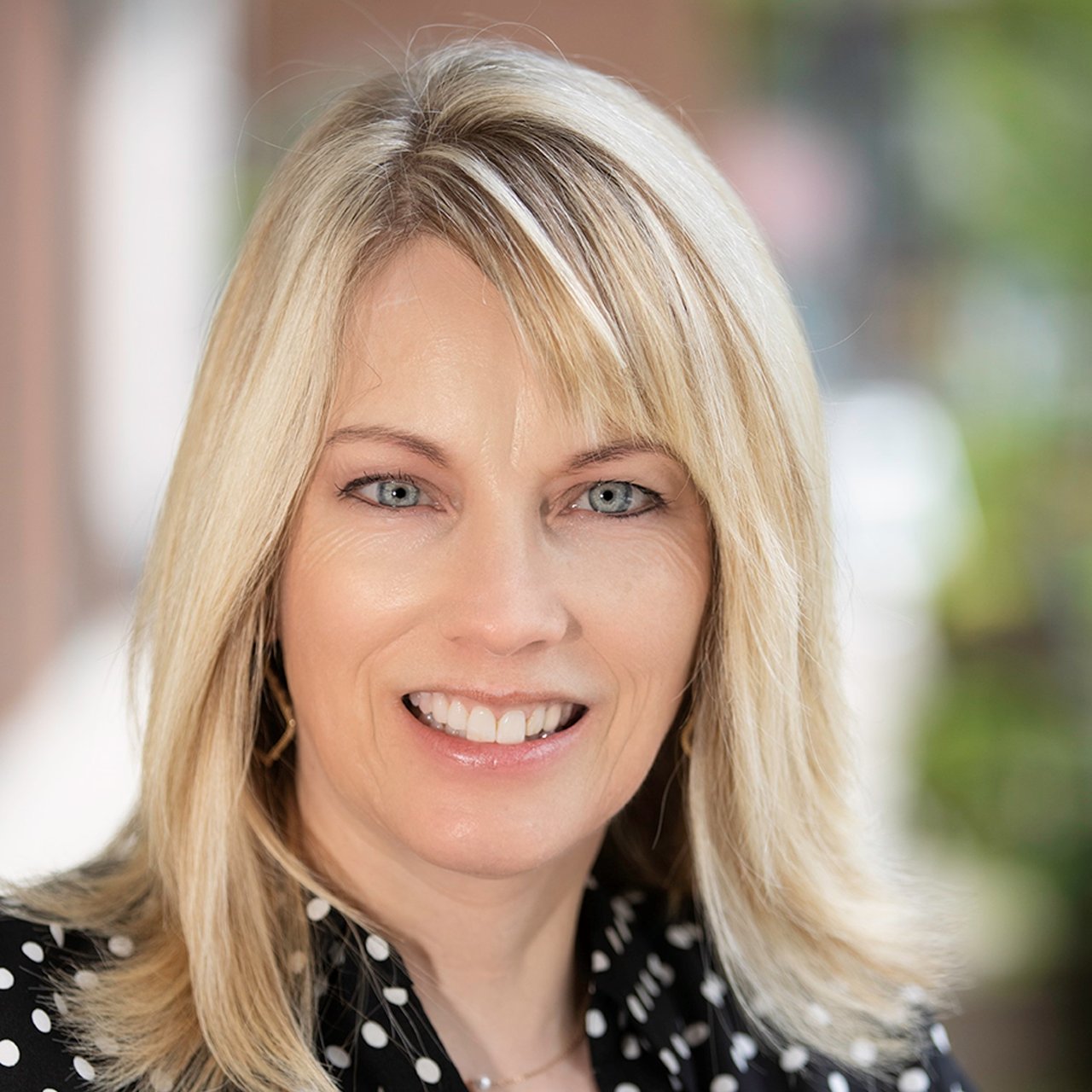 Lisa Gelber Alpharetta, GA Real Estate Agent Headshot