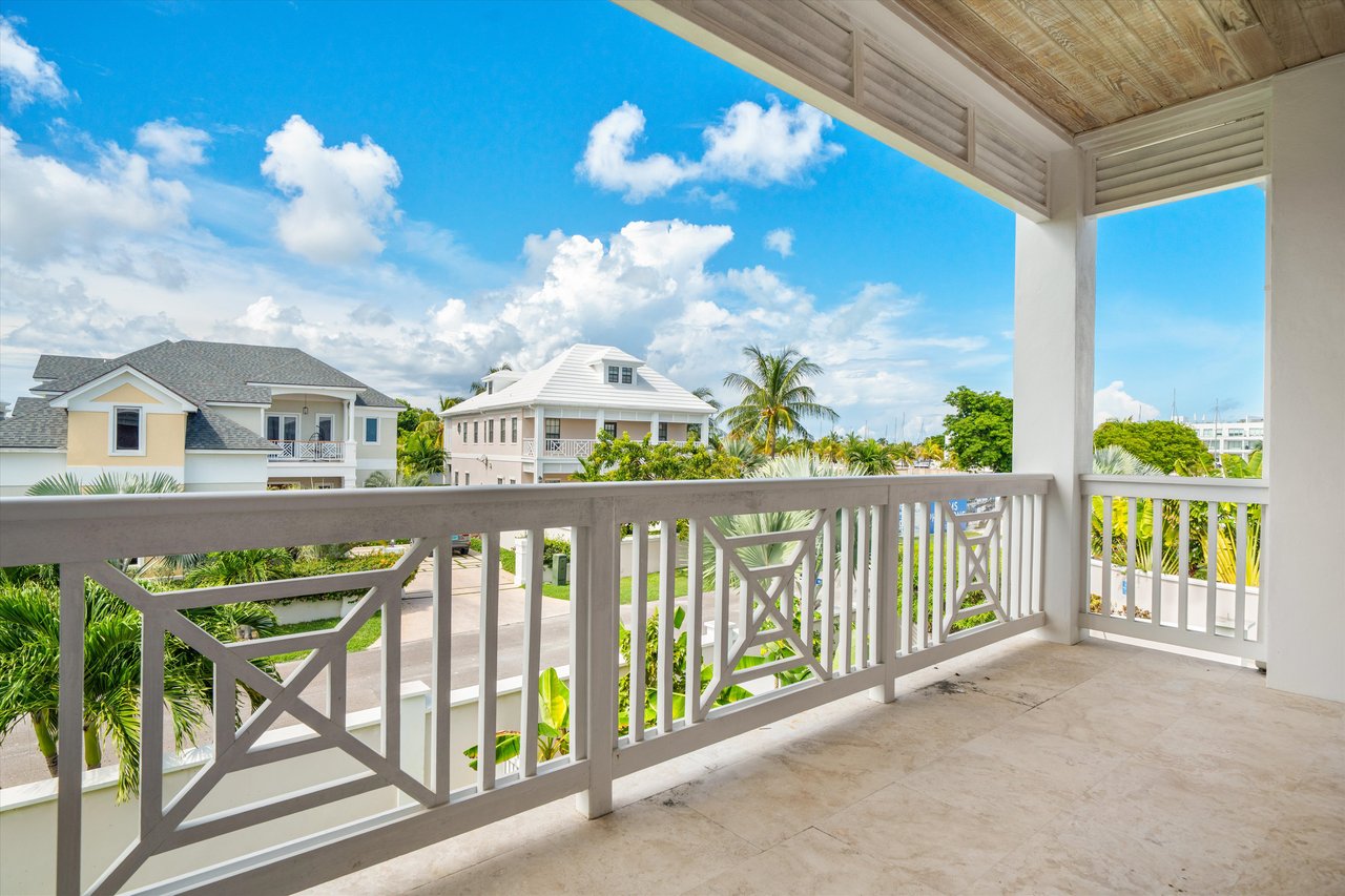 Luxury Oceanview Residence in Palm Cay 