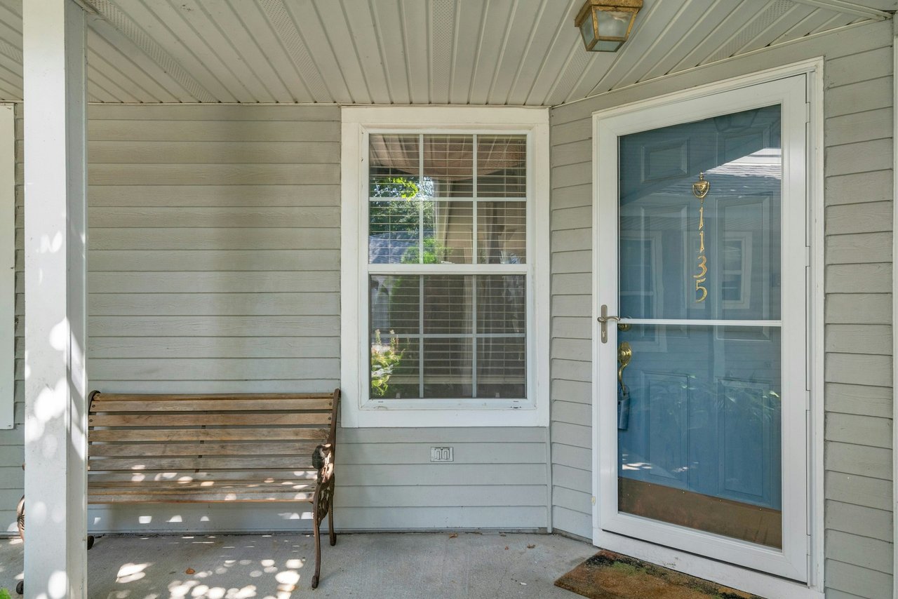 1135 Hyde Park Court
