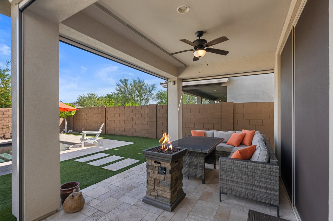 22136 N 28th Place