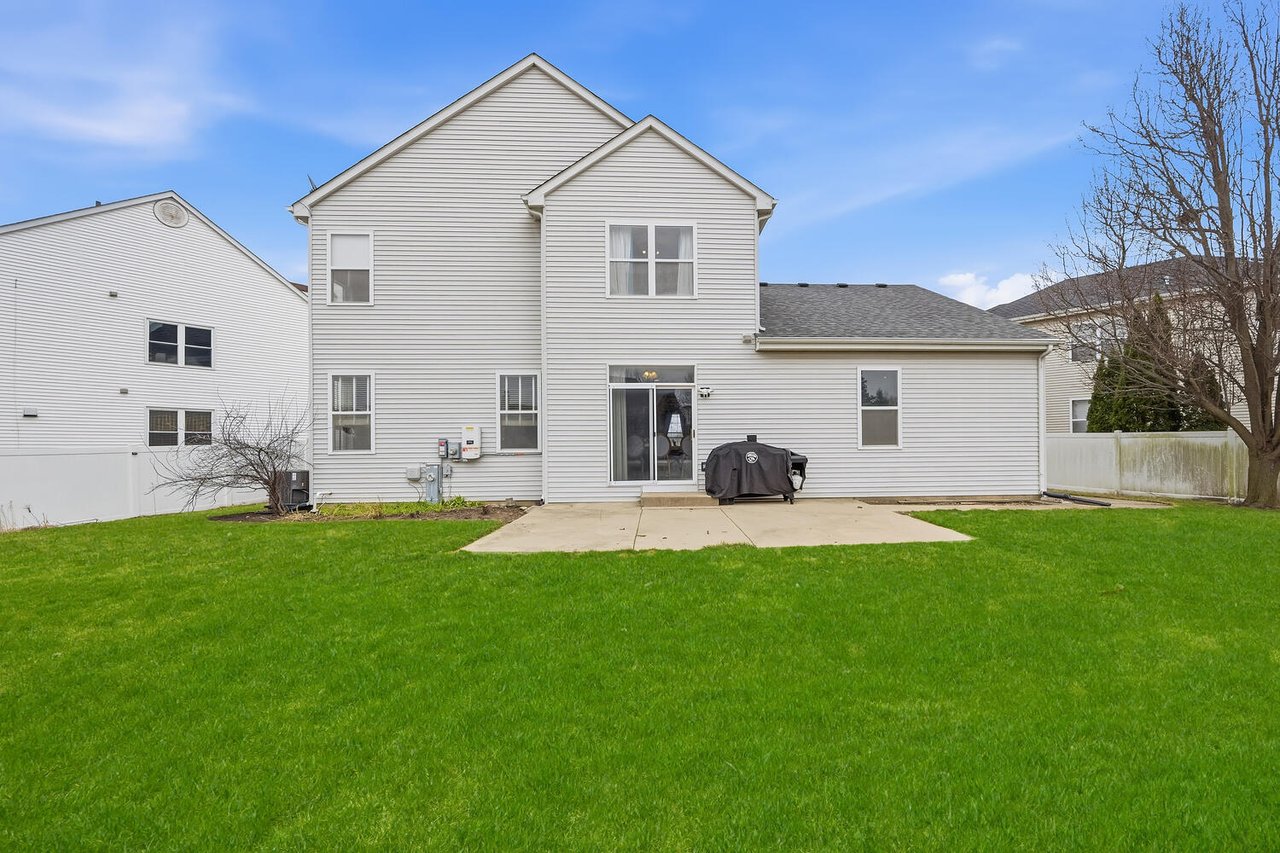 Under Contract in 1 Weekend: 2598 Barnhart St, West Chicago