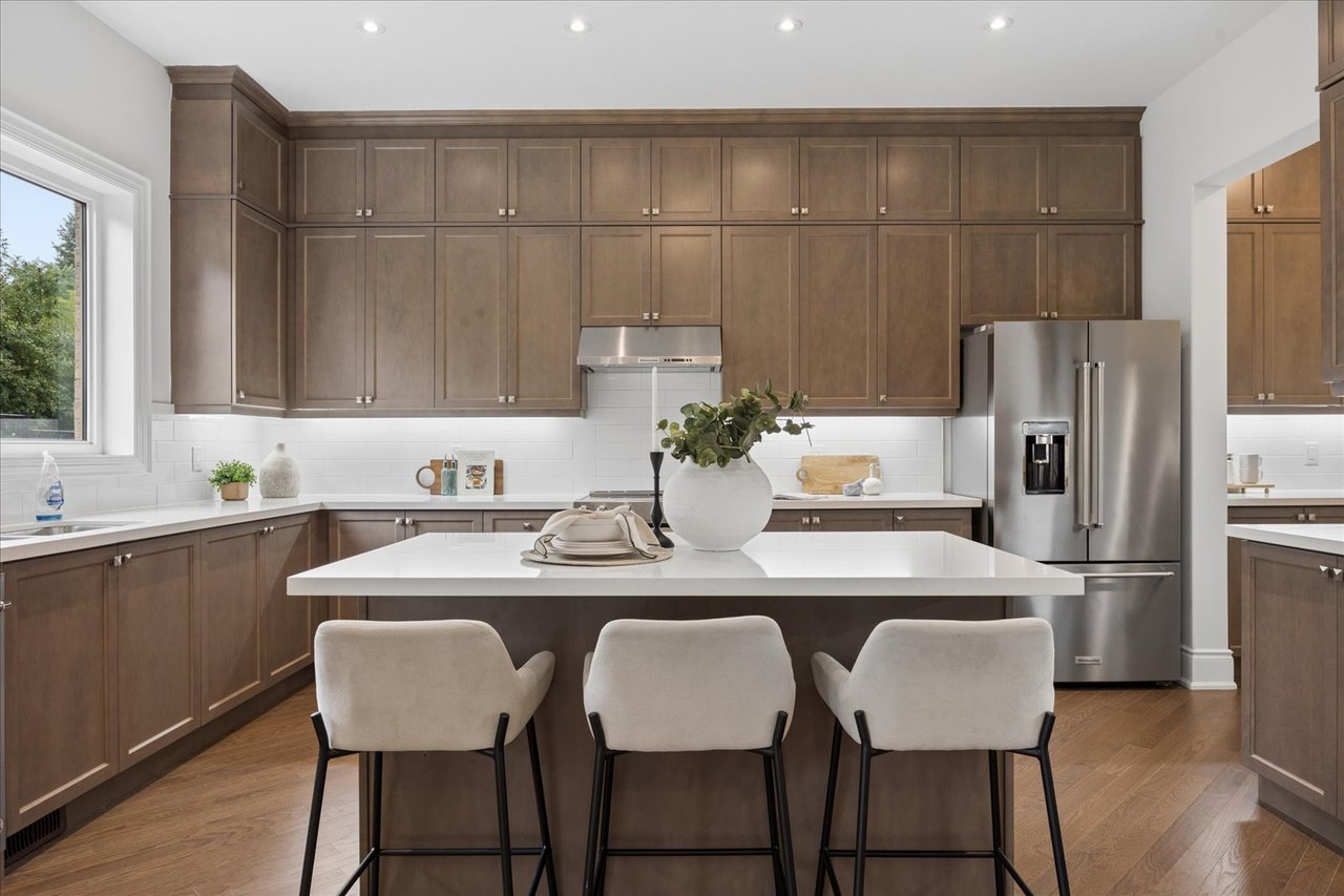 72 Silk Twist Drive, East Gwillimbury