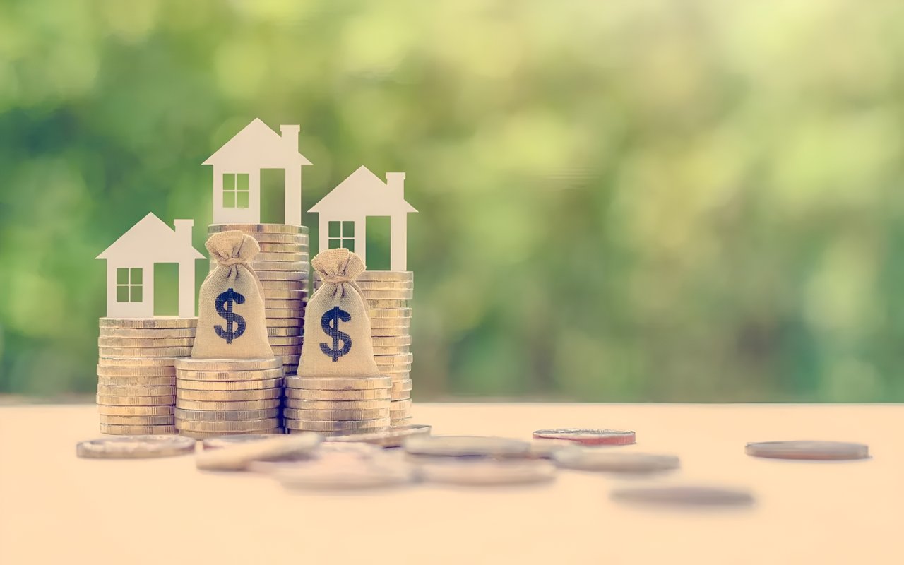 How to Save for a Down Payment in 2025: Smart Tips & Strategies
