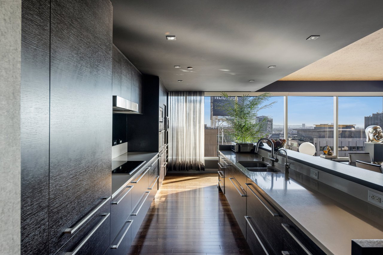 6250 Hollywood Blvd Unit: 14H