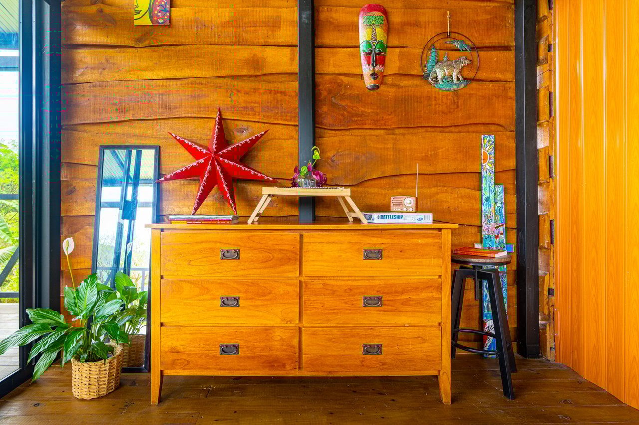 Off Grid Cabin - San Vito with Amazing Mountain Views