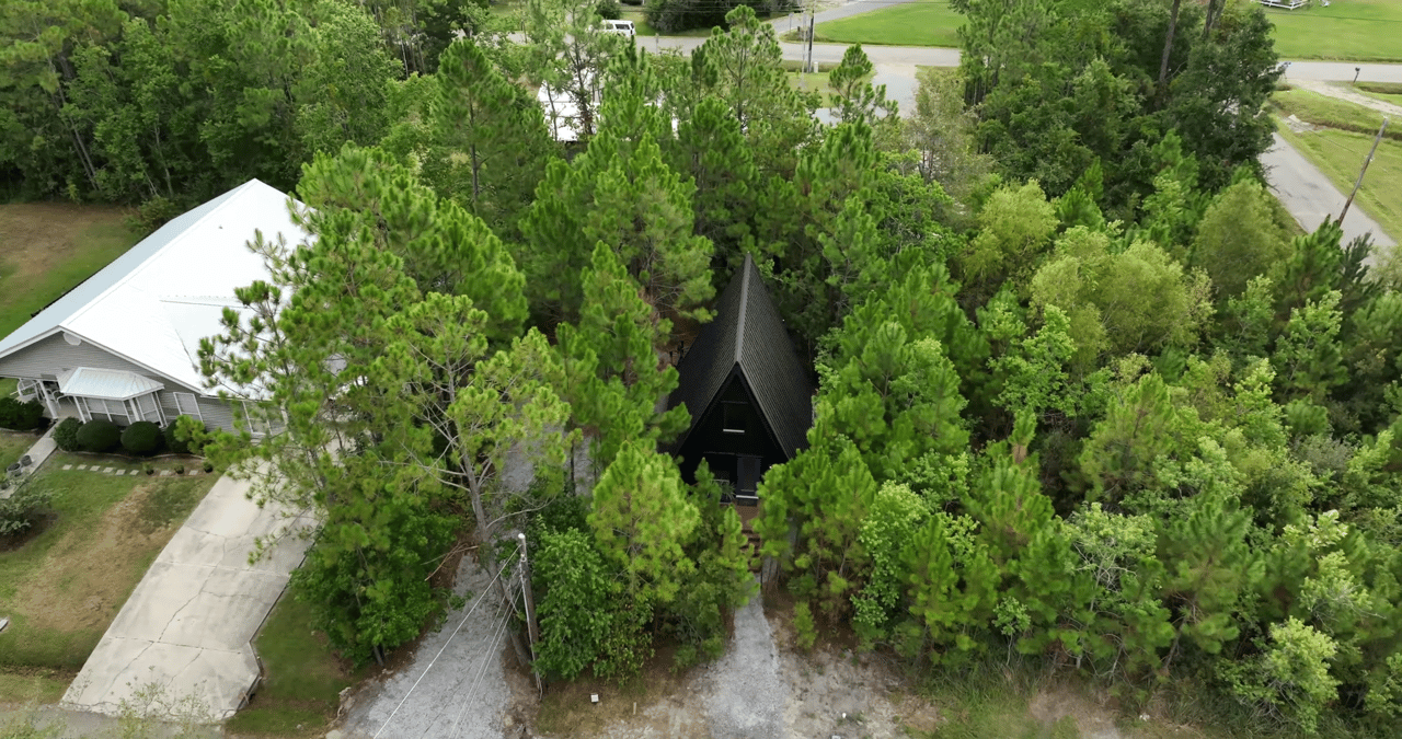 204 Venus Street Tour