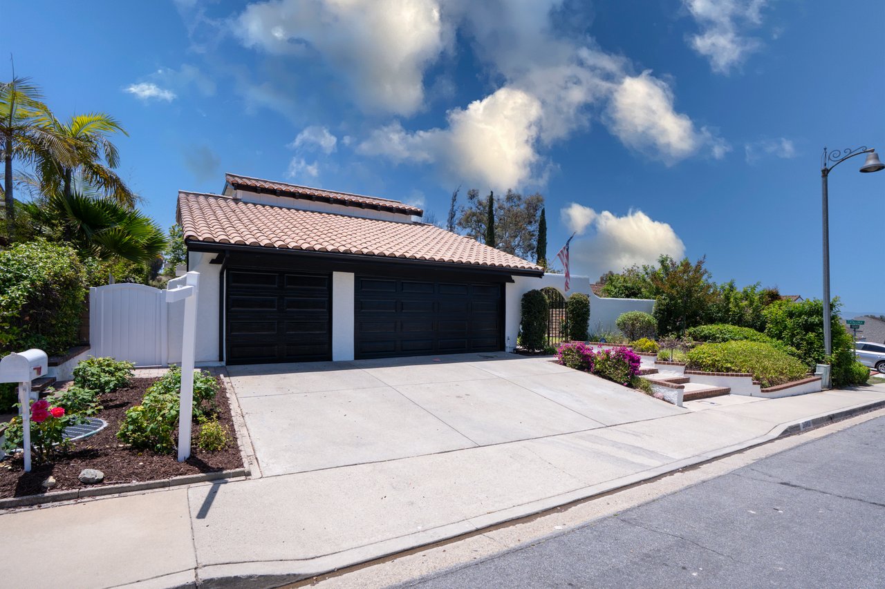 26982 Pueblonuevo Dr, Mission Viejo 92691	