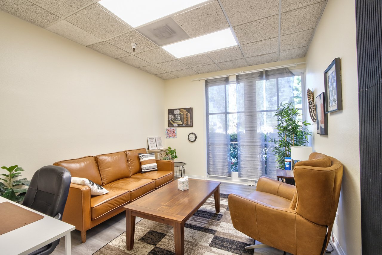 The Courtyard - 36,474 Multi-Tenant Office 