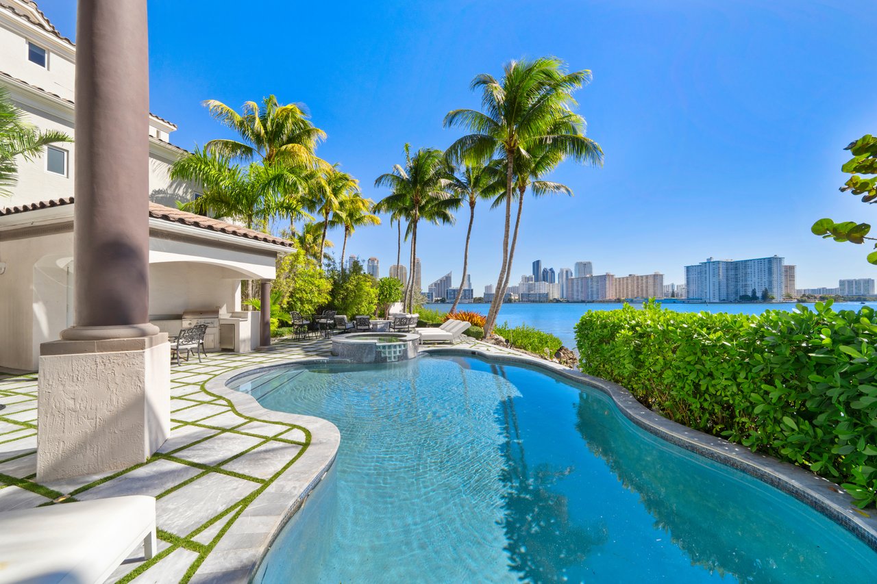 3914 Island Estates Drive