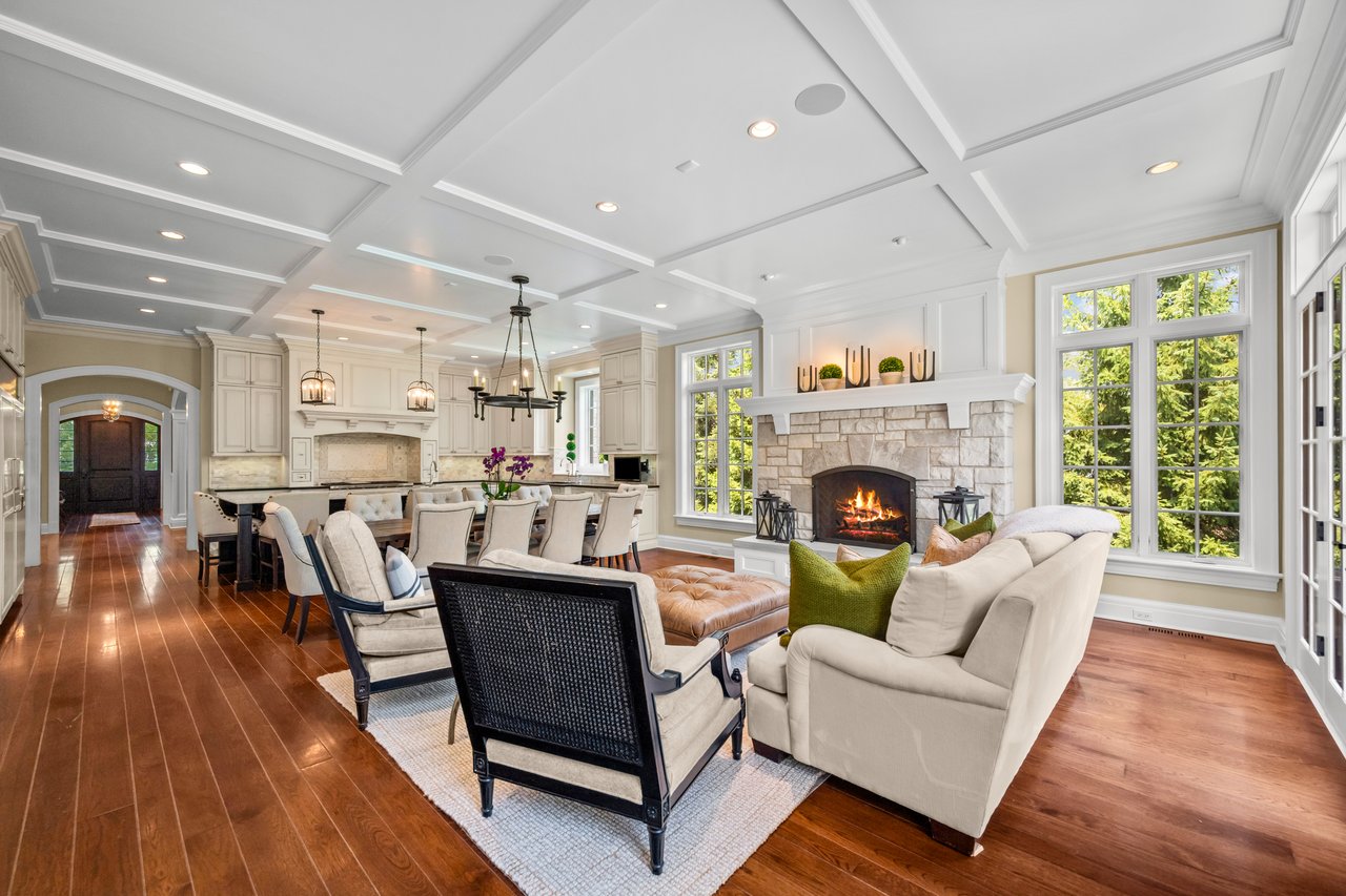 569 Briar Ln