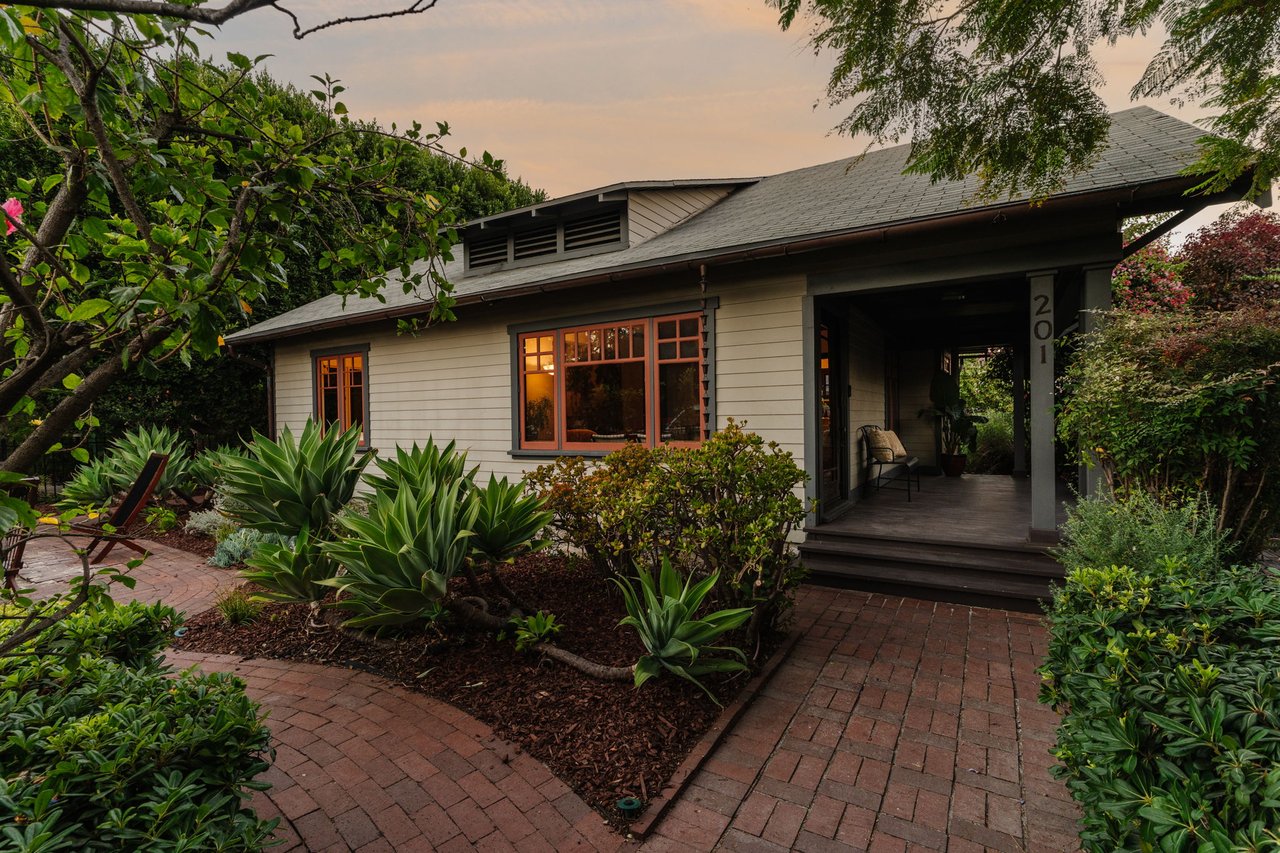 201 N Avenue 52 in Highland Park