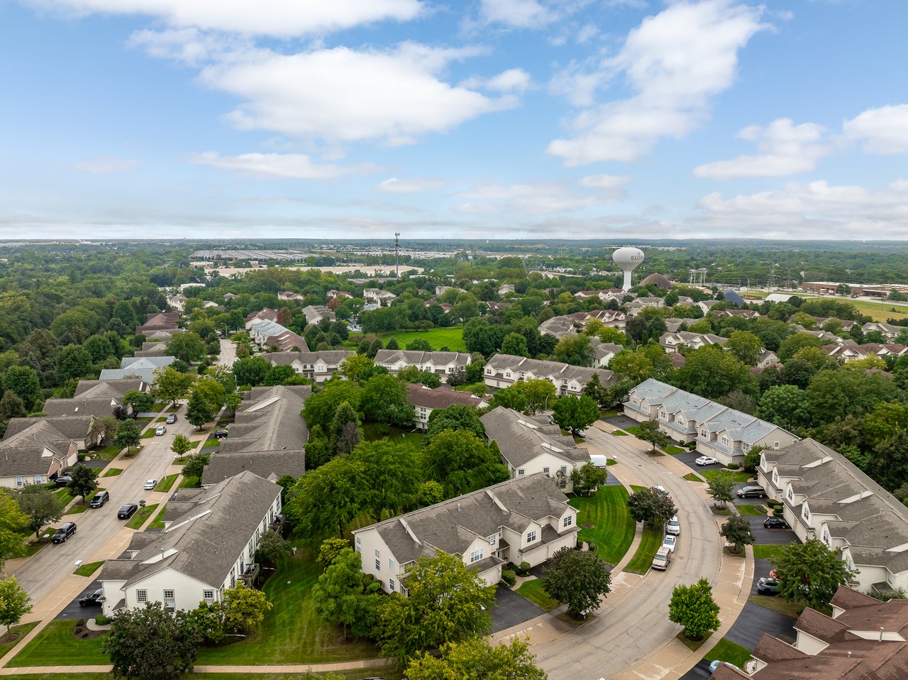 347 Gladstone Ln