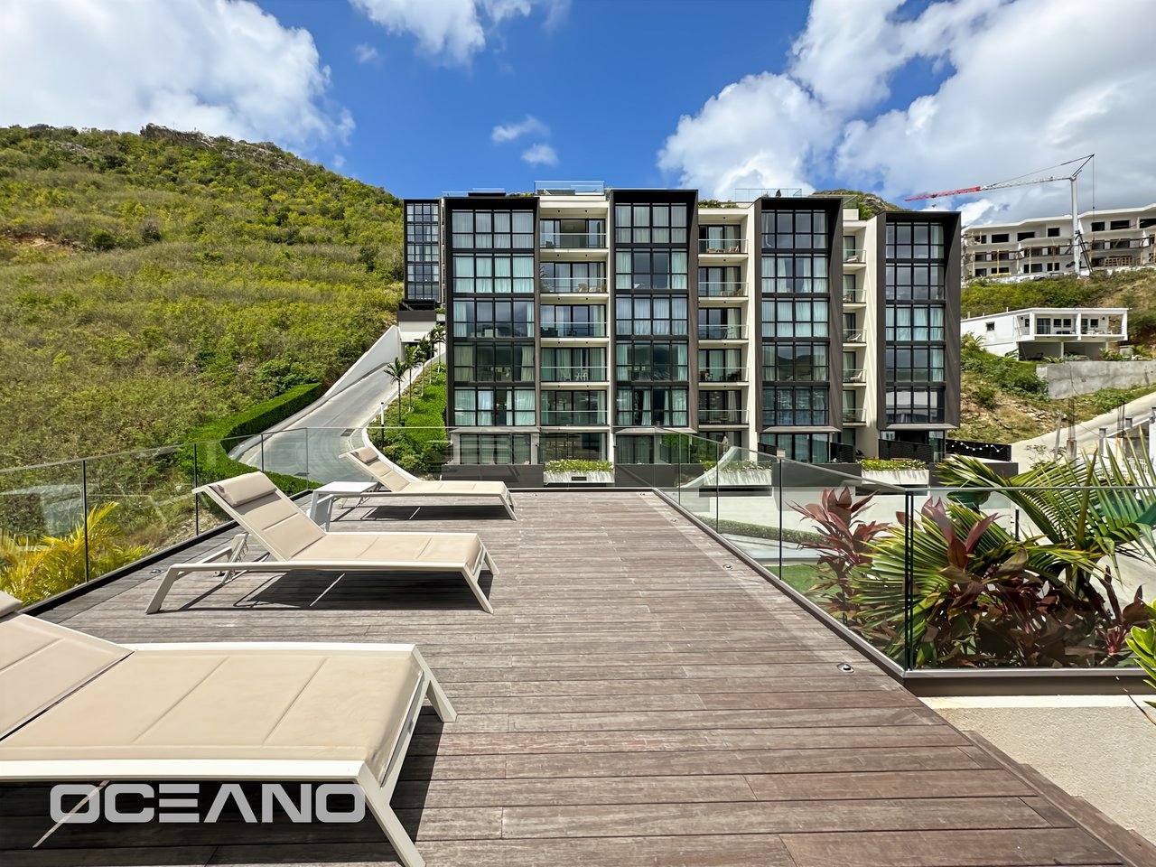 1-Bedroom Apartment with Lagoon View | The Hills Residence
