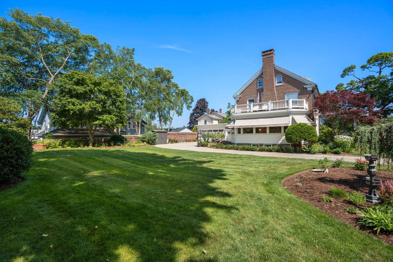 25 Seaview Avenue