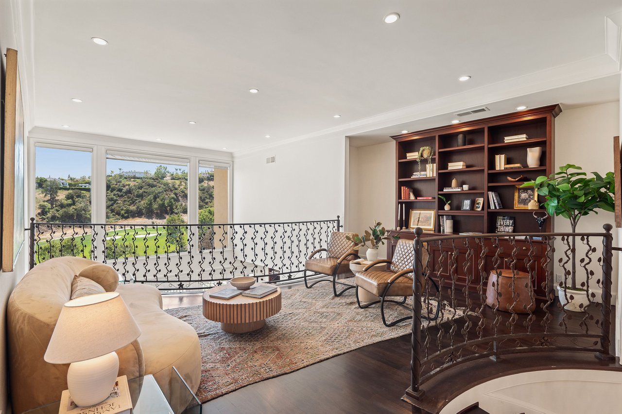 2125 Ridge Dr, Brentwood