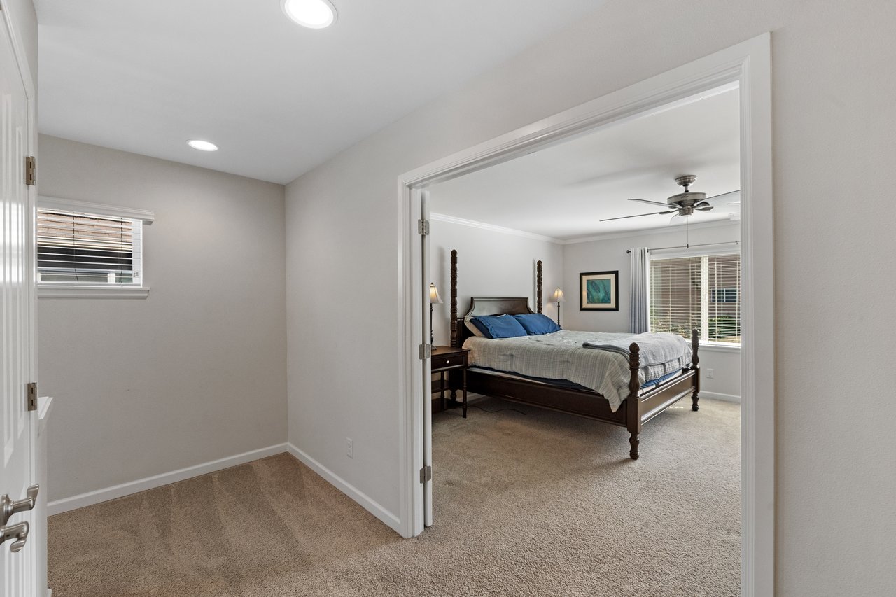 20334 85th Place NE